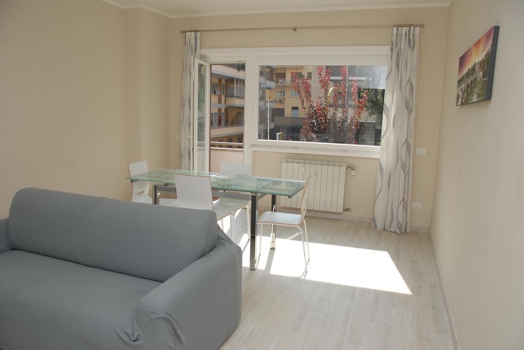 Rhome Moricca 5 *